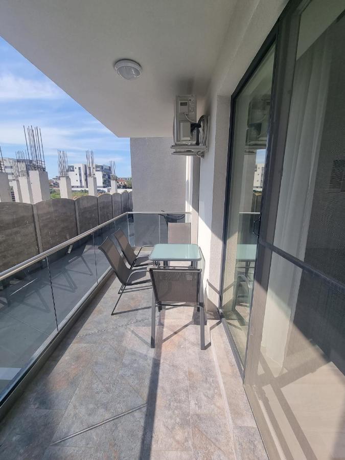 Appartement Apartament Mivali à Năvodari Extérieur photo