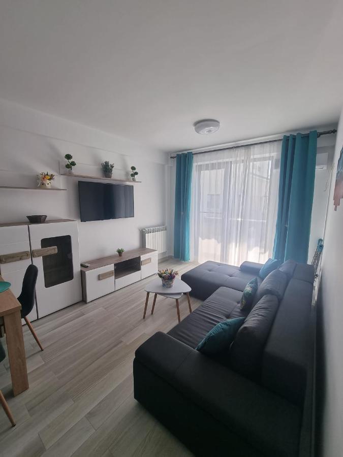 Appartement Apartament Mivali à Năvodari Extérieur photo